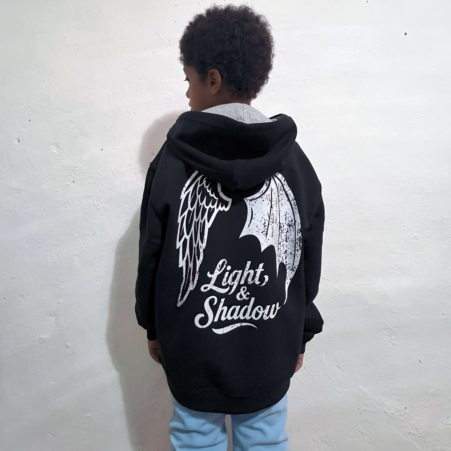 Felpa Bambini Unisex “Luce e Ombra” – Effetto Grunge