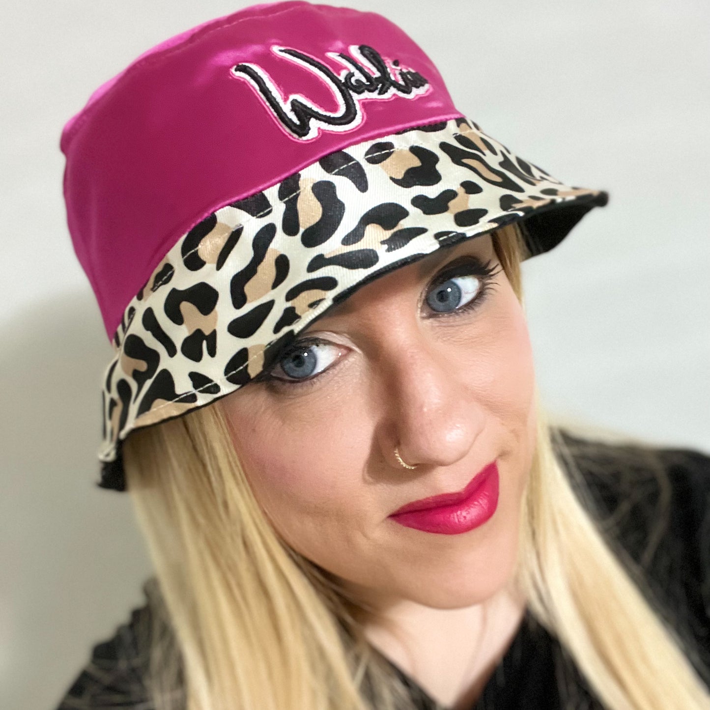 Cappello alla pescatora Leopard and Fucsia