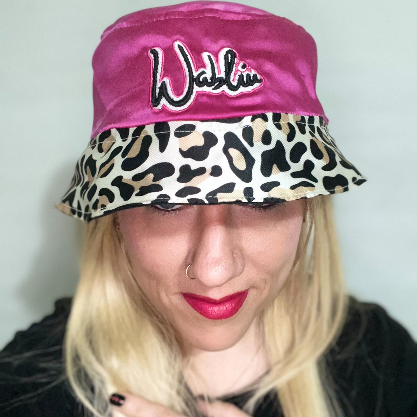 Cappello alla pescatora Leopard and Fucsia