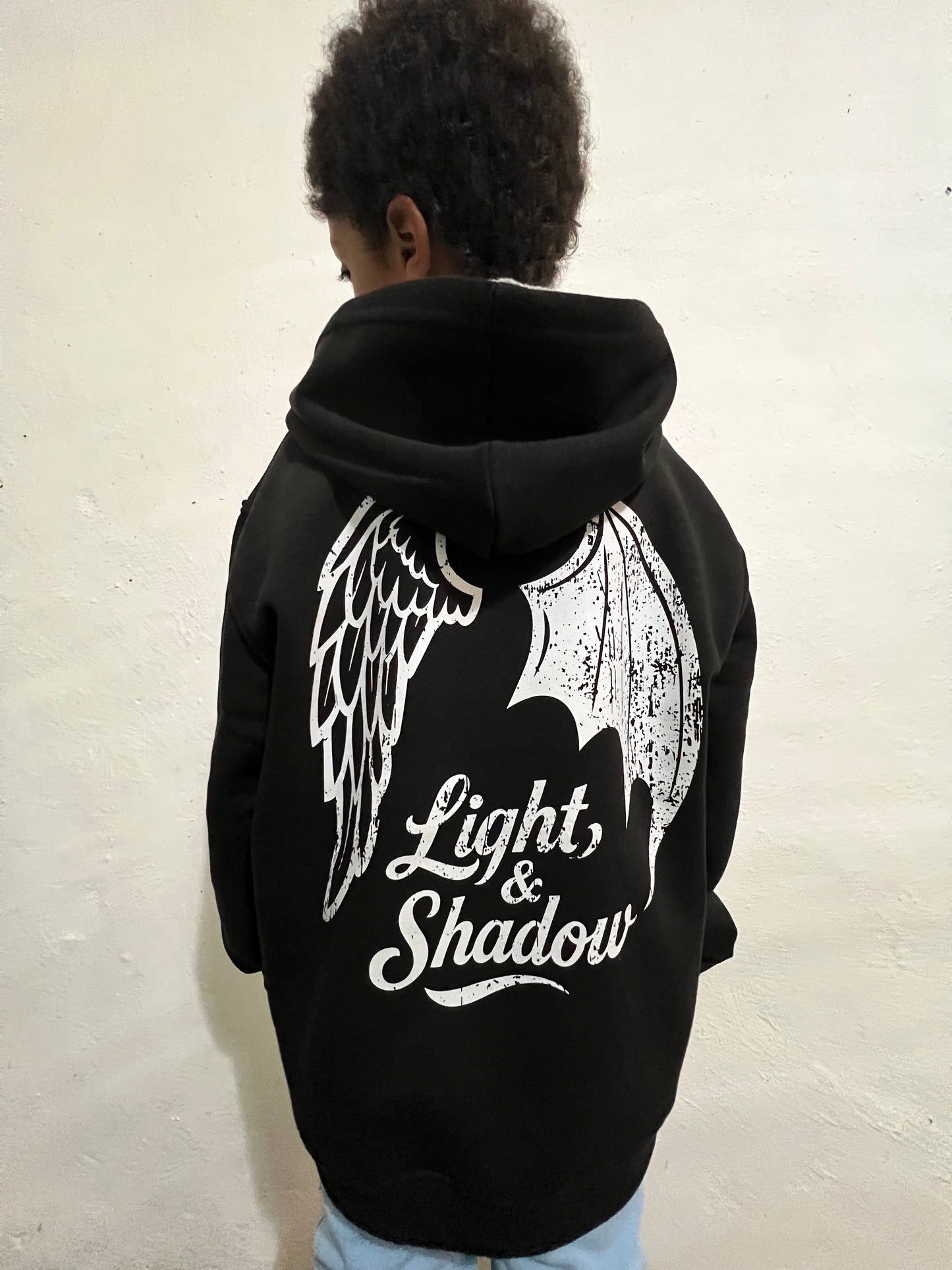 Felpa Bambini Unisex “Luce e Ombra” – Effetto Grunge